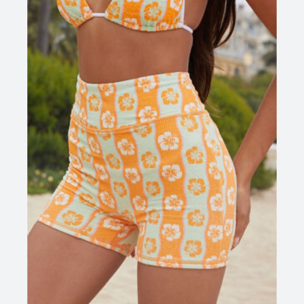 Roxy Swim Shorts - Wavy Babe boy leg swim shorts